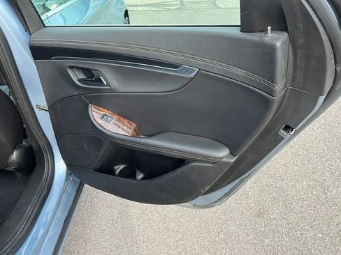 Used 2014 Chevrolet Impala LT image 19