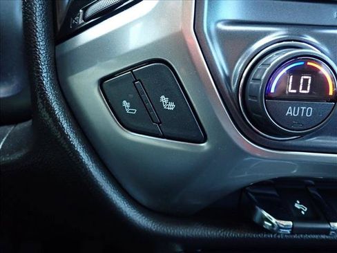 Used 2019 Chevrolet Silverado 2500 LT w/ Midnight Edition AWD/4WD image 18