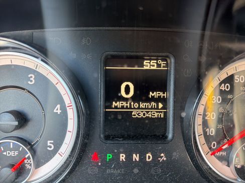 Used 2018 RAM 3500 Tradesman image 17