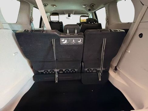 Used 2017 Chrysler Pacifica Touring-L Plus image 24