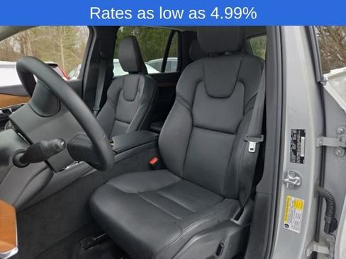 Used 2023 Volvo XC90 B6 Plus image 3