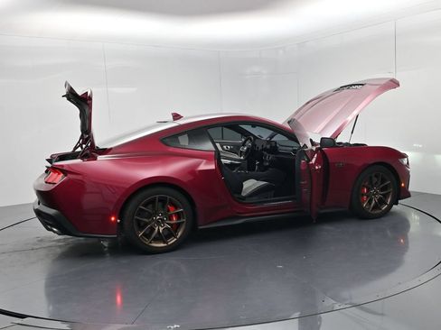 Used 2025 Ford Mustang GT Premium RWD image 55