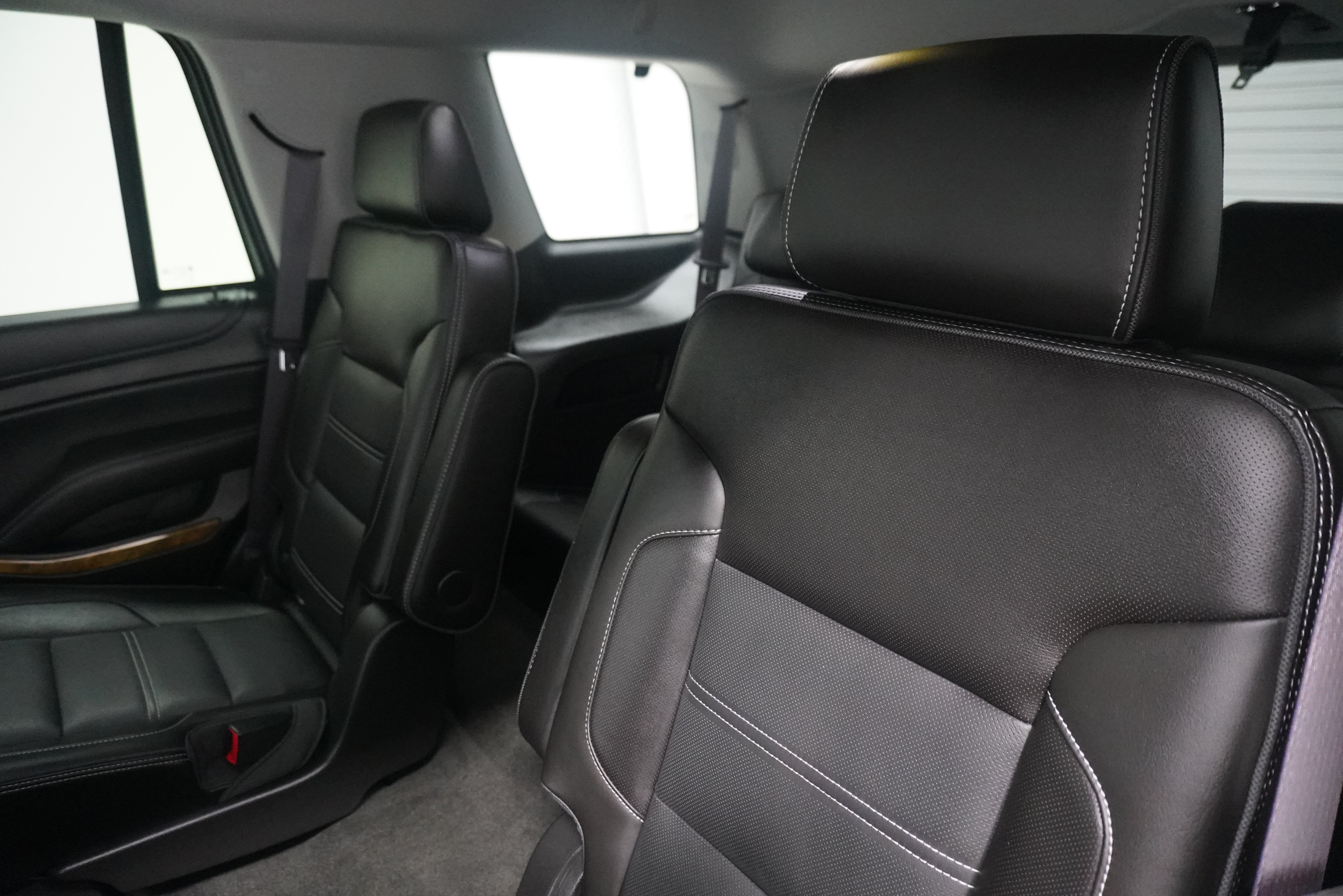 Used 2017 GMC Yukon Denali w/ Open Road Package AWD/4WD image 13