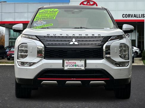 Used 2024 Mitsubishi Outlander Ralliart image 9