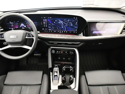 Used 2025 Audi Q5 Prestige w/ 20" Wheel Package AWD/4WD image 20