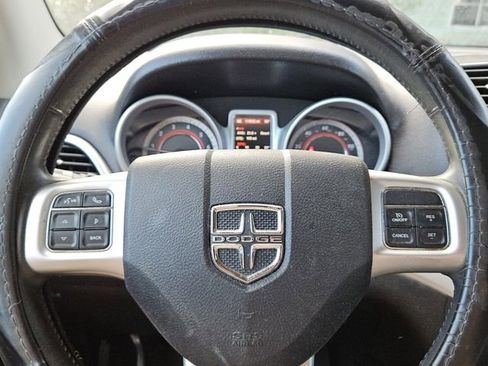 Used 2015 Dodge Journey SXT w/ Flexible Seating Group image 9