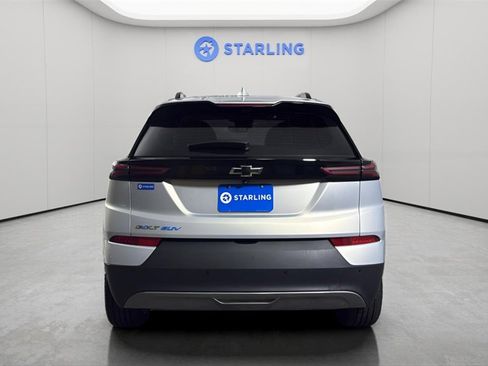 Used 2022 Chevrolet Bolt EUV Premier w/ Sun & Sound Package image 7