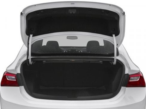 Used 2018 Chevrolet Malibu LT FWD image 15