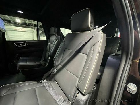 Used 2021 GMC Yukon SLT image 16