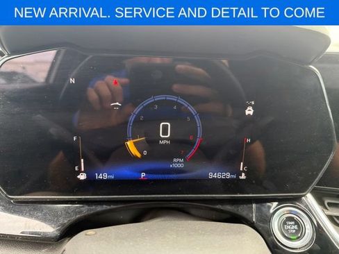Used 2024 Chevrolet Trax RS w/ Driver Confidence Package FWD image 12