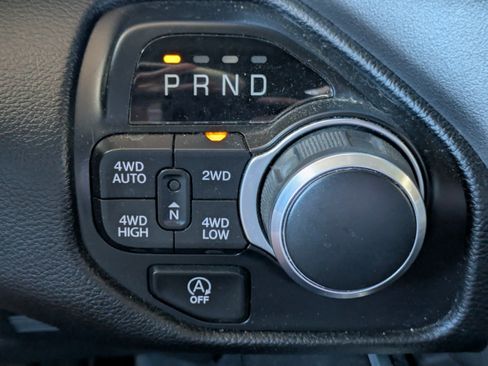 Used 2022 RAM 1500 Big Horn AWD/4WD image 31