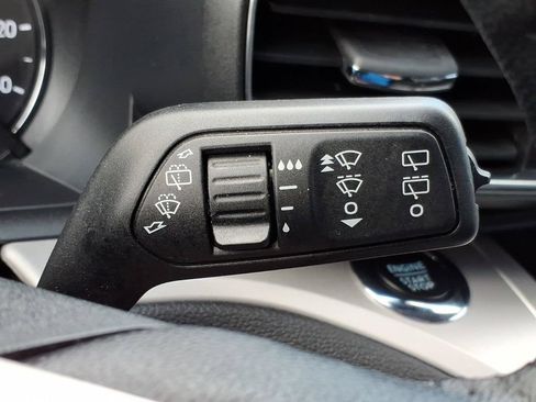 Used 2024 Ford Explorer XLT w/ Equipment Group 202A AWD/4WD image 27