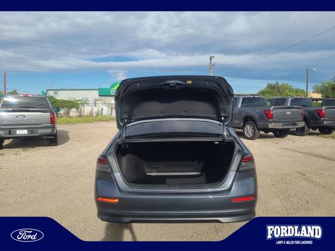 Used 2024 Honda Accord LX image 32
