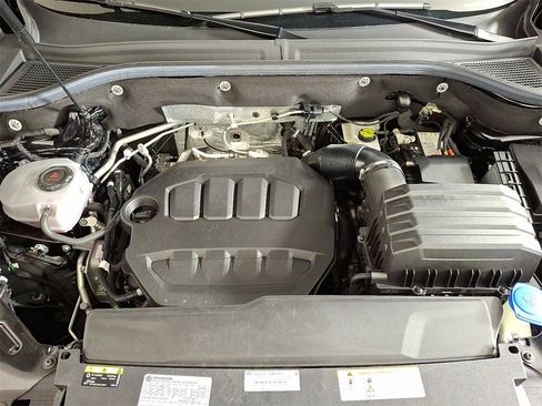 Used 2024 Volkswagen Atlas SEL Premium R-Line image 29