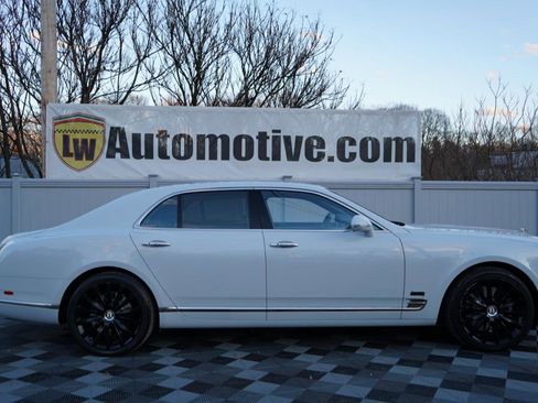 Used 2019 Bentley Mulsanne image 4