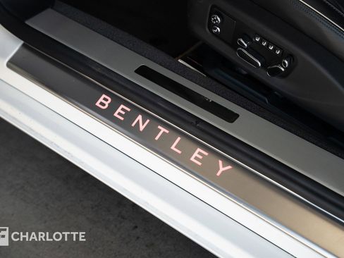 Used 2020 Bentley Continental GT V8 image 17
