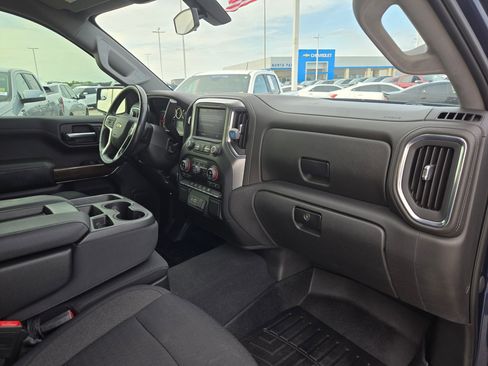 Used 2021 Chevrolet Silverado 1500 LT RWD image 26