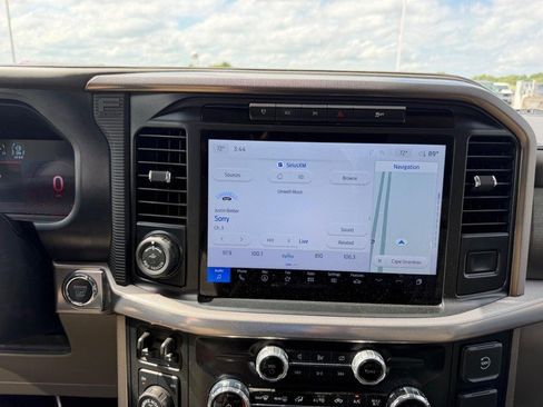 Used 2024 Ford F150 Platinum w/ Equipment Group 703A Plus AWD/4WD image 15