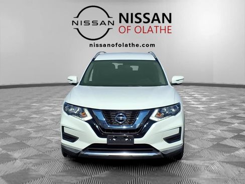 Used 2017 Nissan Rogue SV FWD image 30