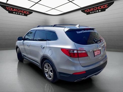 Used 2014 Hyundai Santa Fe GLS image 3