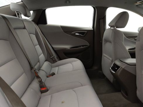 Used 2022 Chevrolet Malibu LT FWD image 19