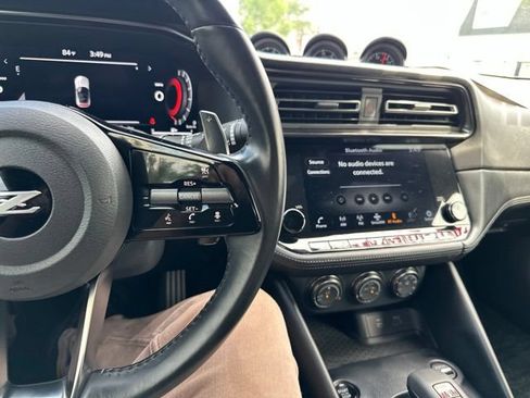 Used 2023 Nissan Z w/ Floor Mat Package (L93) RWD image 40