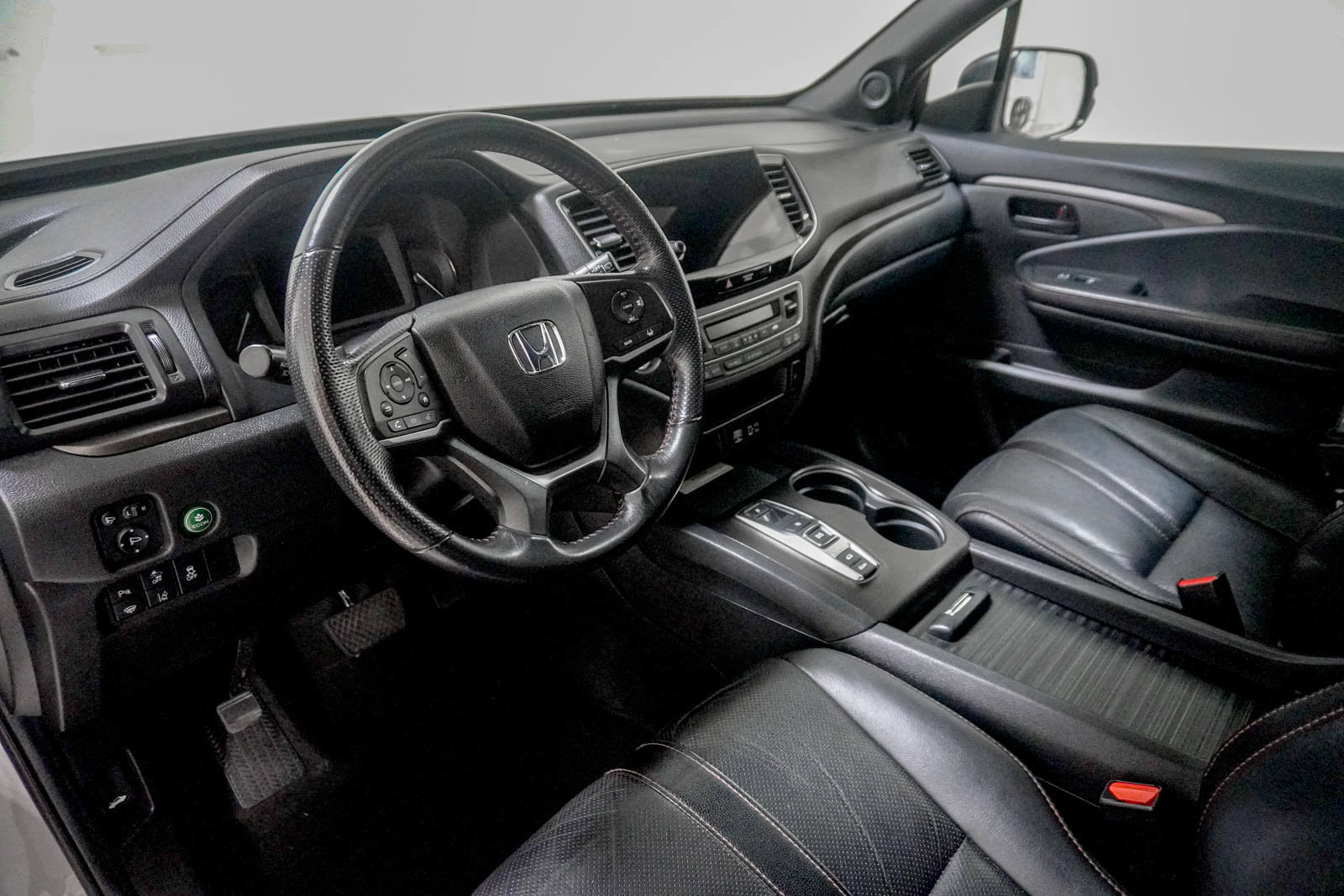 Used 2022 Honda Passport TrailSport image 21