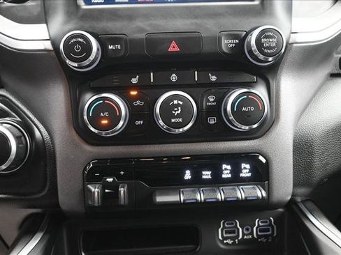 Used 2021 RAM 1500 Big Horn AWD/4WD image 13