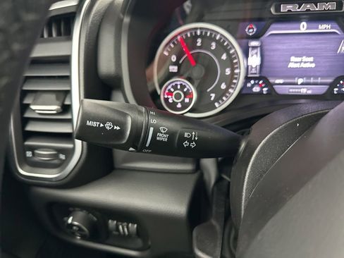 New 2026 RAM 1500 4x4 Crew Cab image 33