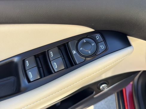 Used 2018 Buick Enclave Essence w/ Trailering Package image 12