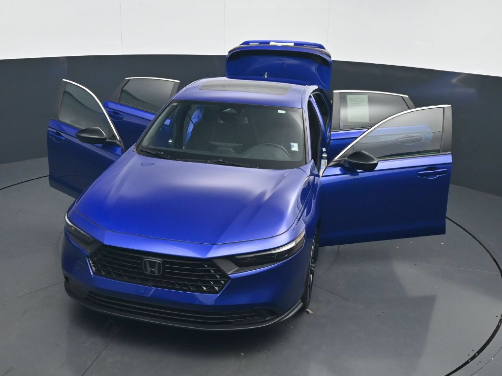 Used 2024 Honda Accord Sport image 45