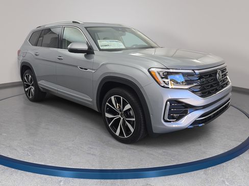 New 2026 Volkswagen Atlas SEL Premium R-Line AWD/4WD image 3