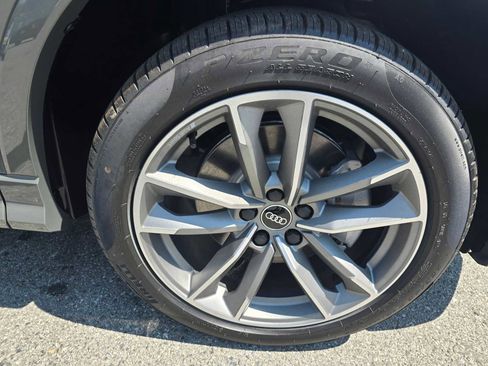 New 2025 Audi Q3 2.0T Premium image 9