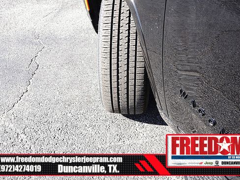 New 2025 Jeep Wagoneer L Series II image 41