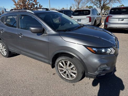 Used 2020 Nissan Rogue Sport SV w/ All-Weather Package image 22