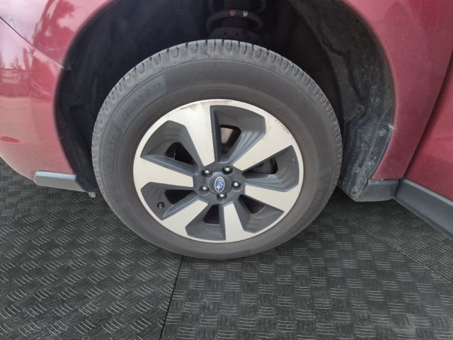 Used 2018 Subaru Forester 2.5i Premium w/ All-Weather Package AWD/4WD image 13
