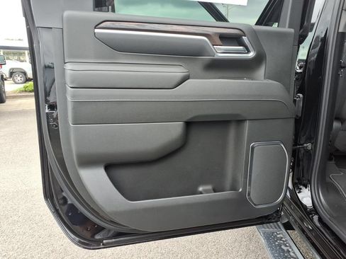 New 2026 GMC Sierra 3500 SLT w/ SLT Convenience Package AWD/4WD image 18
