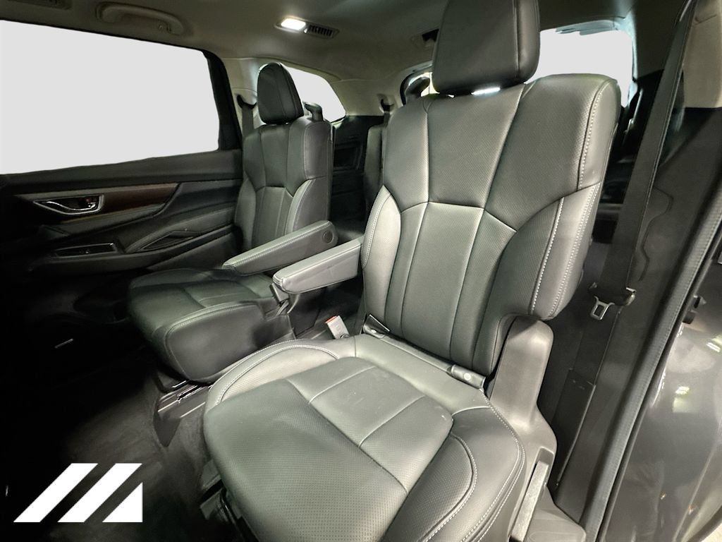 Used 2025 Subaru Ascent Touring AWD/4WD image 27