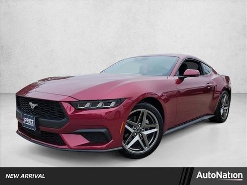 Used 2025 Ford Mustang Coupe image 1