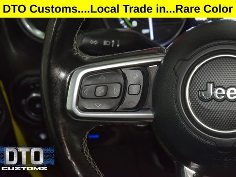 Used 2022 Jeep Wrangler Unlimited Sahara w/ Cold Weather Group AWD/4WD image 40