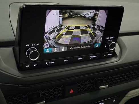 Certified 2025 Honda Accord SE image 29