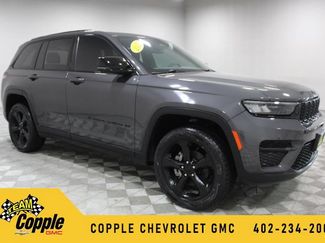 Used 2023 Jeep Grand Cherokee Altitude AWD/4WD 360° Tour