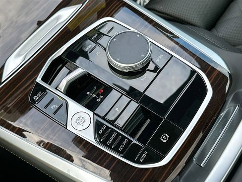 New 2026 BMW X5 sDrive40i w/ Climate Comfort Package image 14