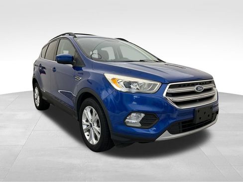 Used 2017 Ford Escape SE w/ Equipment Group 201A AWD/4WD image 8