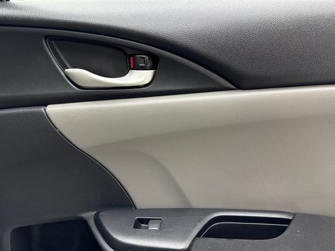 Used 2019 Honda Civic LX image 42