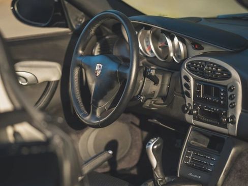 Used 2001 Porsche Boxster S image 41