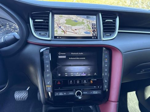 Used 2024 INFINITI QX50 Sport w/ Cargo Package image 23