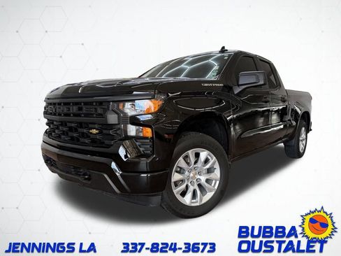 Used 2025 Chevrolet Silverado 1500 Custom image 1