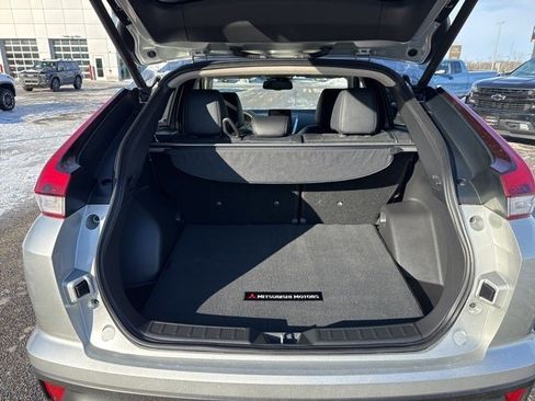 Used 2024 Mitsubishi Eclipse Cross SE image 12