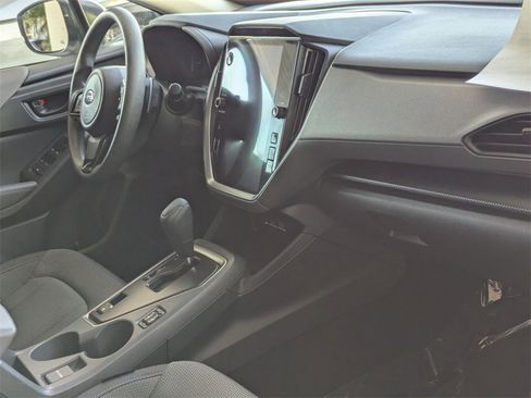 Used 2024 Subaru Crosstrek 2.0i Premium image 31